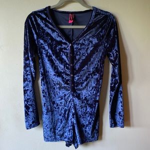 La senza sleep romper onesie size small royal blue velvety soft